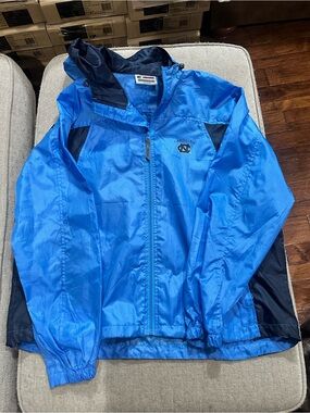 Vintage colosseum University of North Carolina men’s Blue Windbreaker Jacket- L